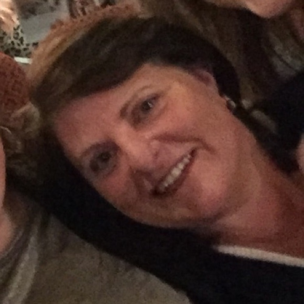 Meet your Posher, Laurie